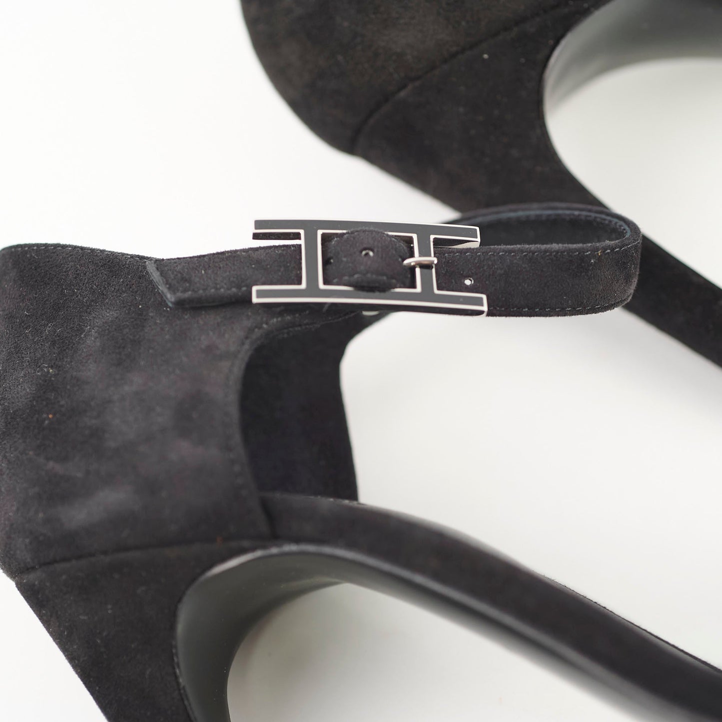 Hermes Judy 105 Sandals Black Size 38