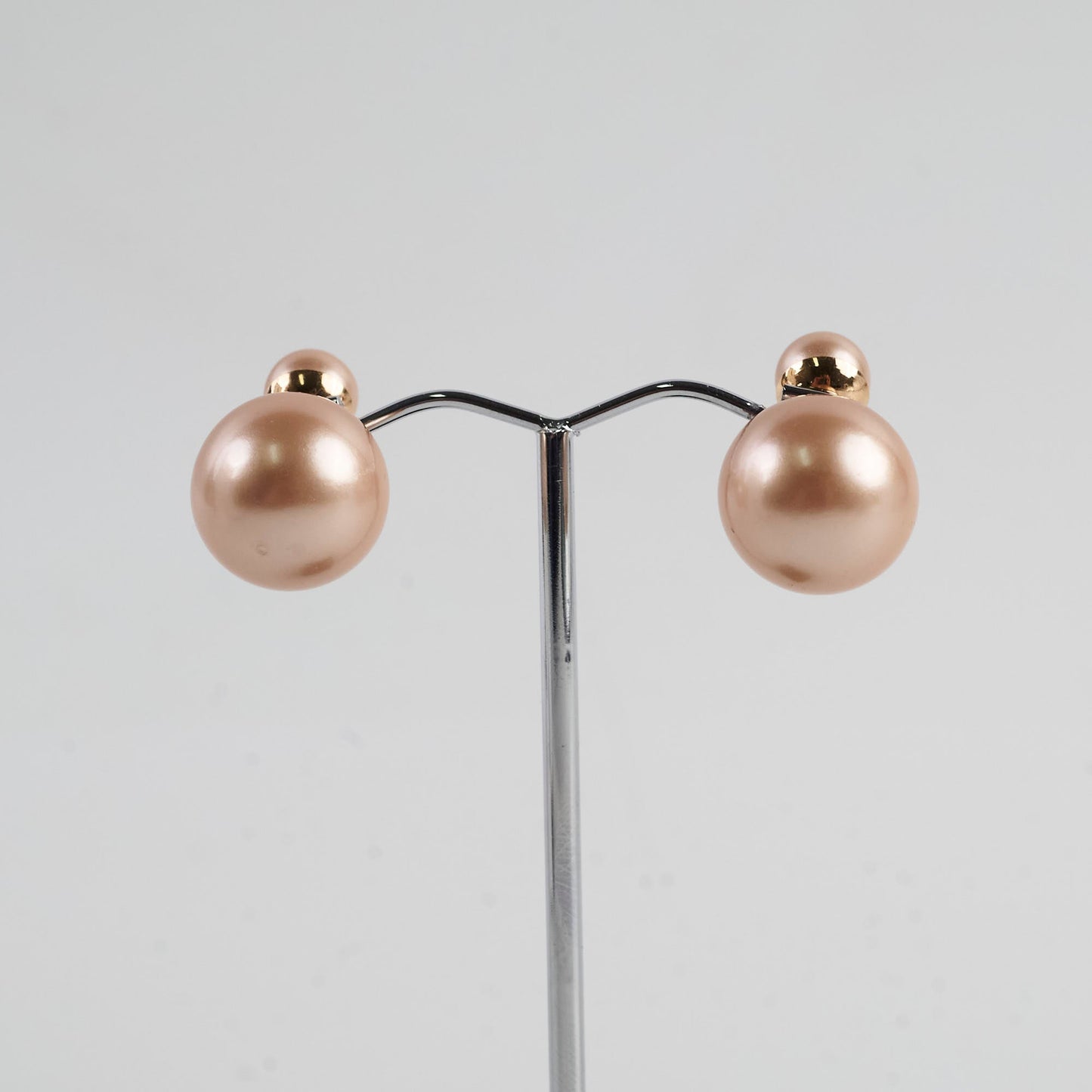 Christian Dior Stud Earrings Pink