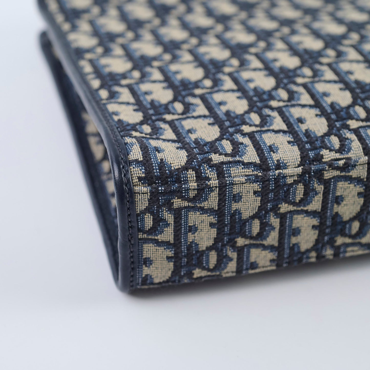 Christian Dior 30 Montaigne Dea Pouch Navy Oblique