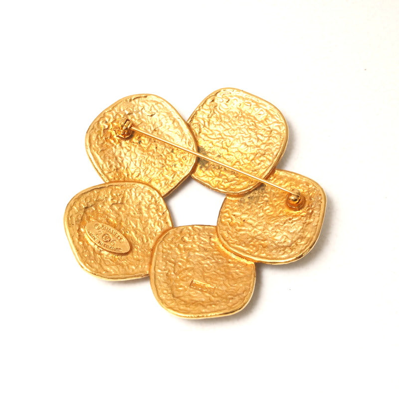 CHANEL Brooch Gold Plated gold vintage Gripoa 26 Women