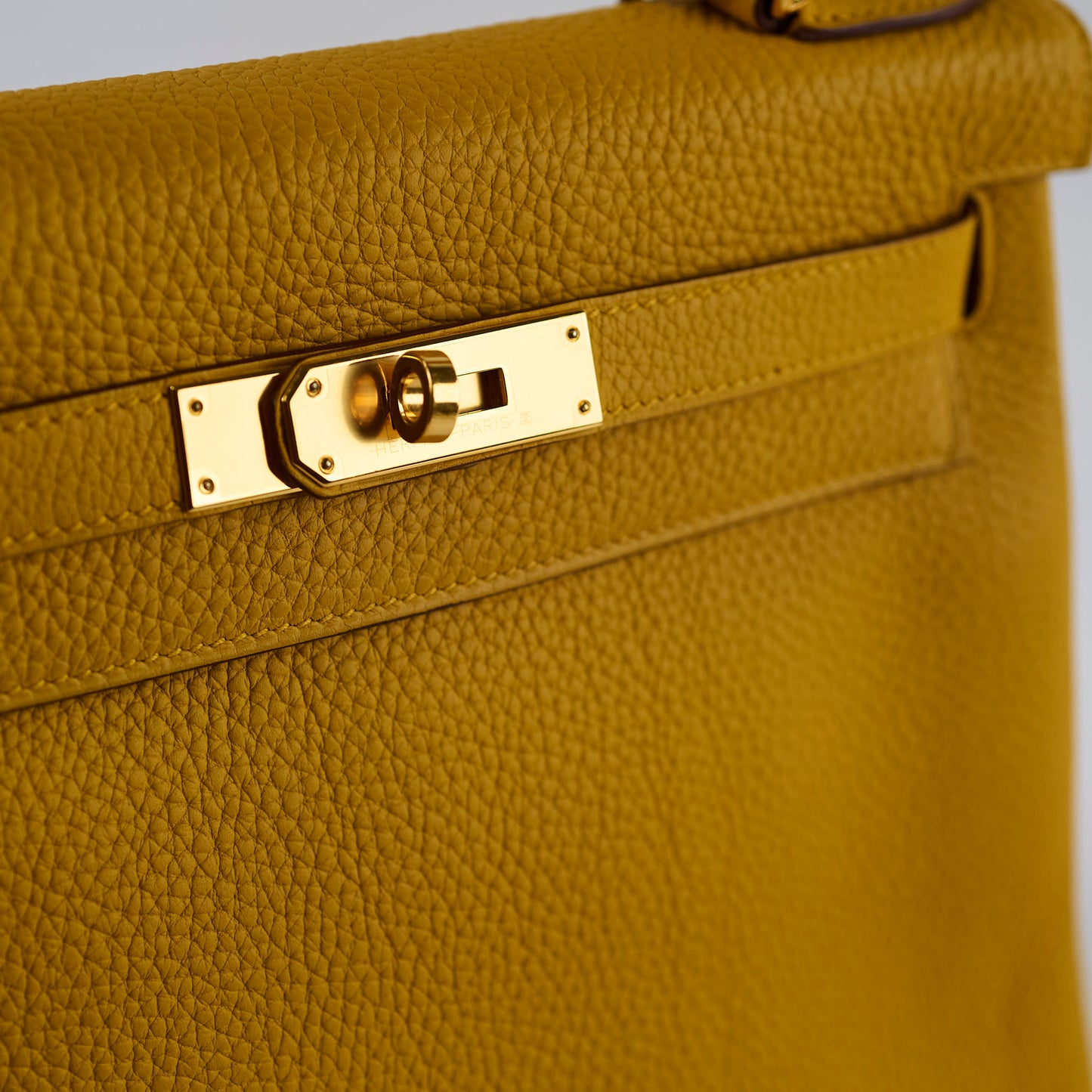 Hermes Kelly 28 Togo Leather Jaune Ambre GHW Y stamp