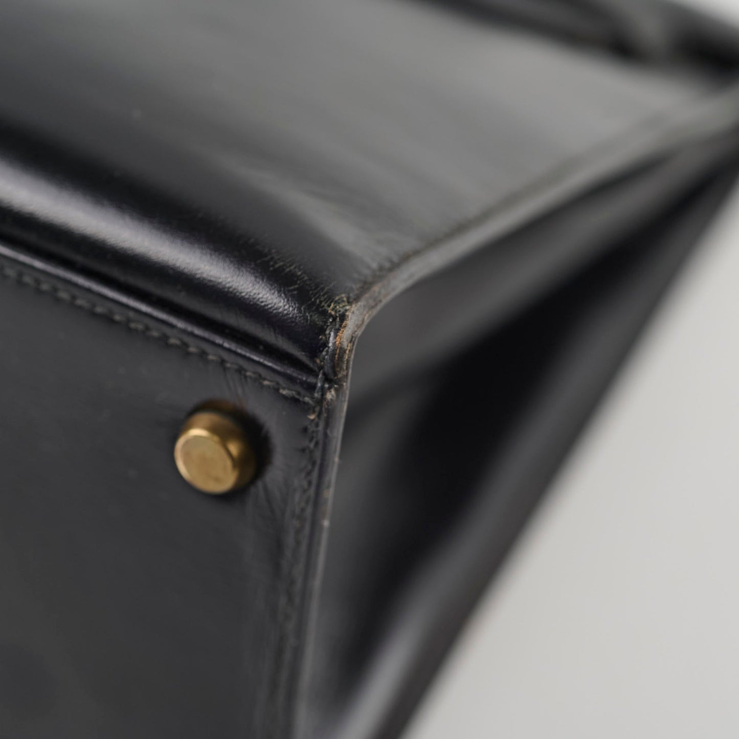 Hermes Vintage Kelly 32 Box Black J Circle Stamp 1980