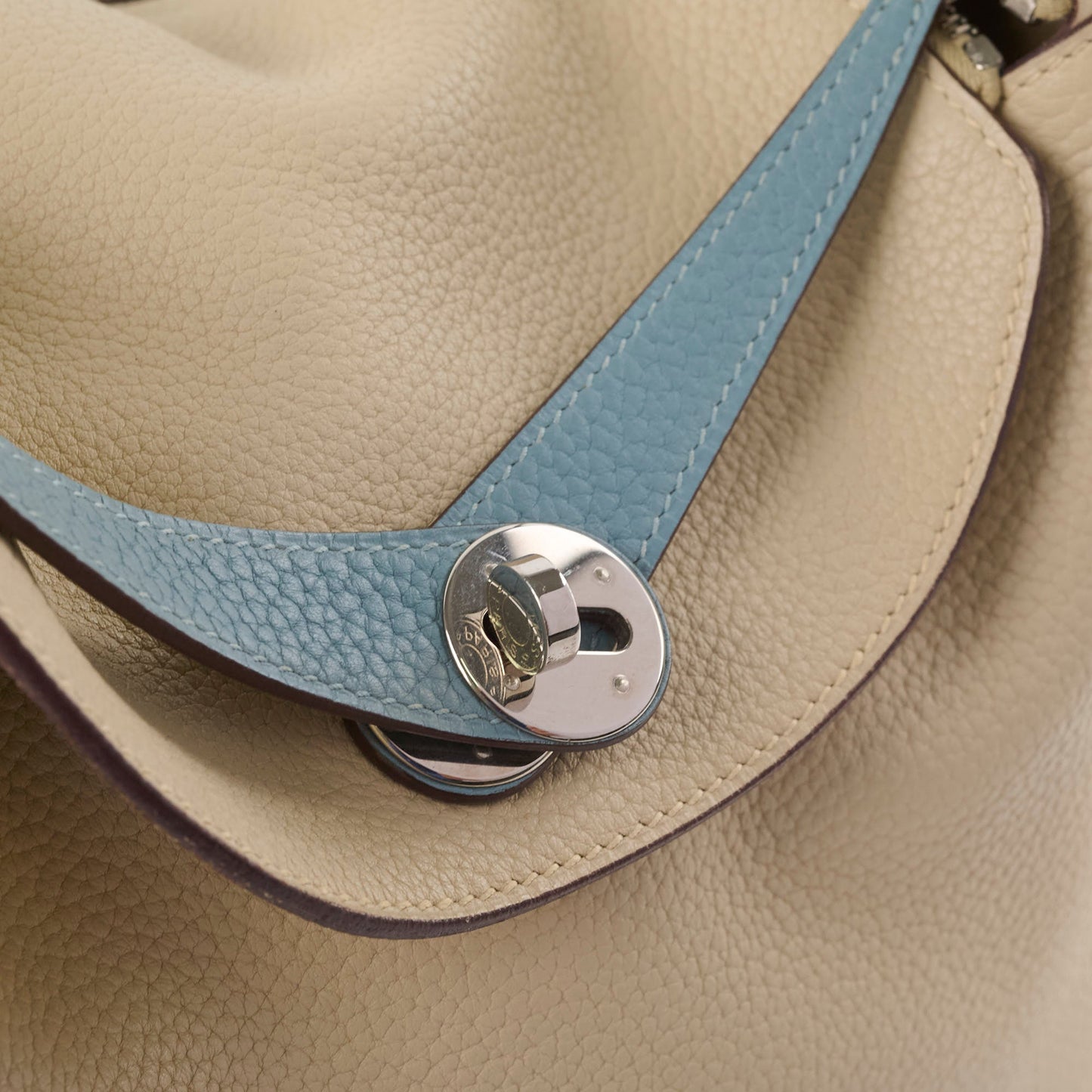 Hermes Lindy 30 Clemence PHW Parchemin/Ciel  M Square Stamp