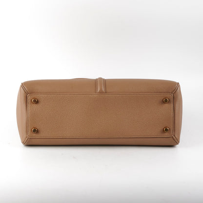 Luxury CELINE 16 Medium Classic Taupe
