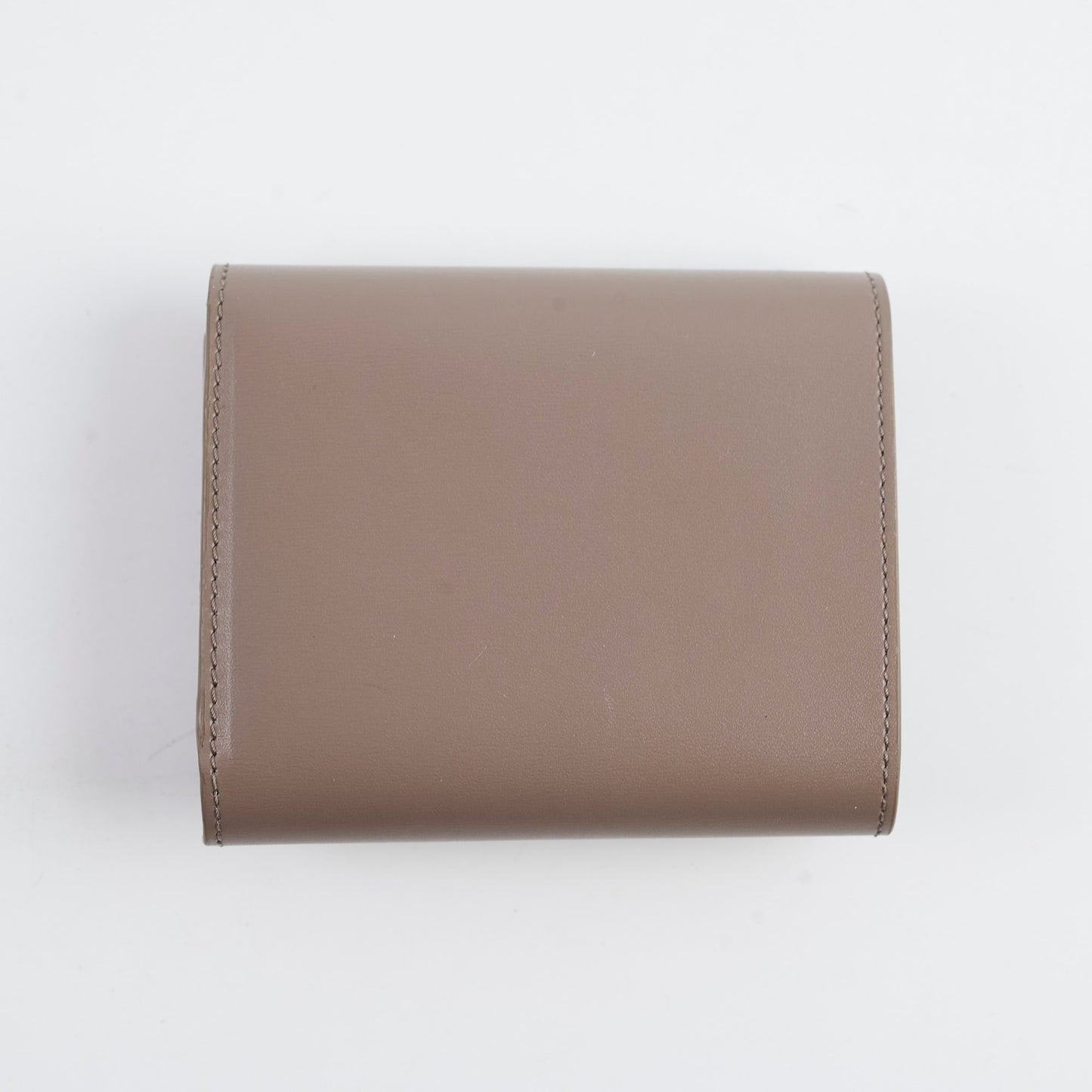 Luxury CELINE Small Flap Wallet Triomphe in Shiny Calfskin Pebble