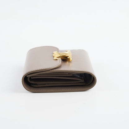 Luxury CELINE Small Flap Wallet Triomphe in Shiny Calfskin Pebble