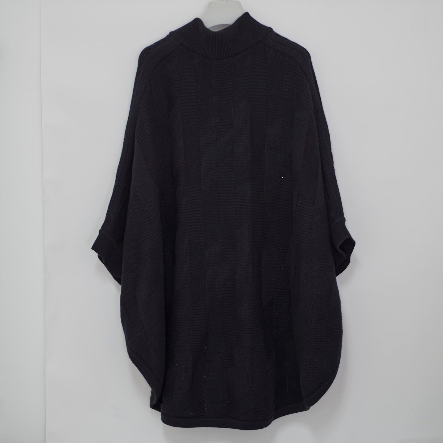 Hermes Pull Insp Cape size 38 Black