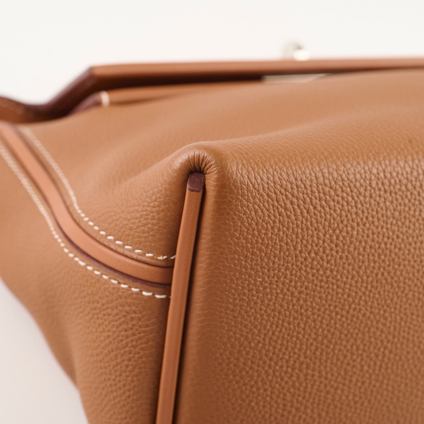 Hermes 24 24 29 Gold Palladium HW Y stamp