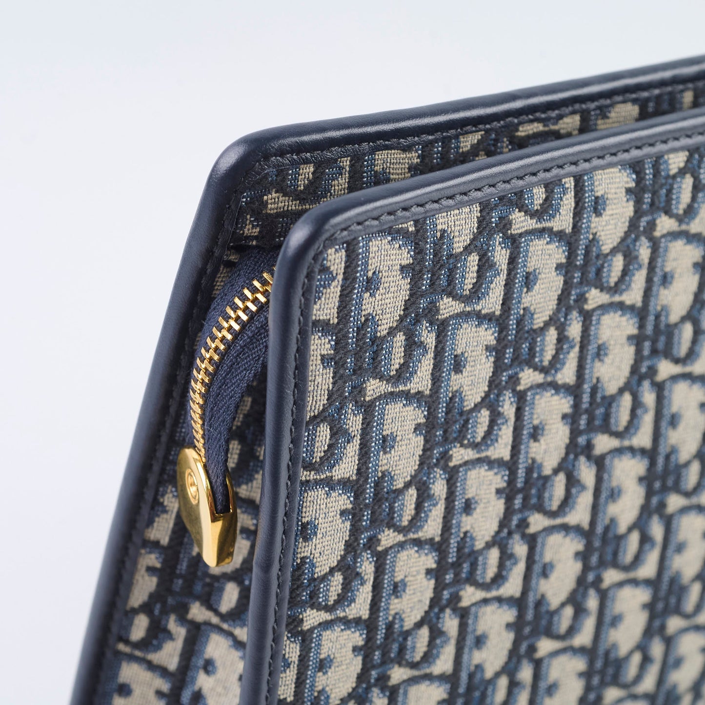 Christian Dior 30 Montaigne Pouch