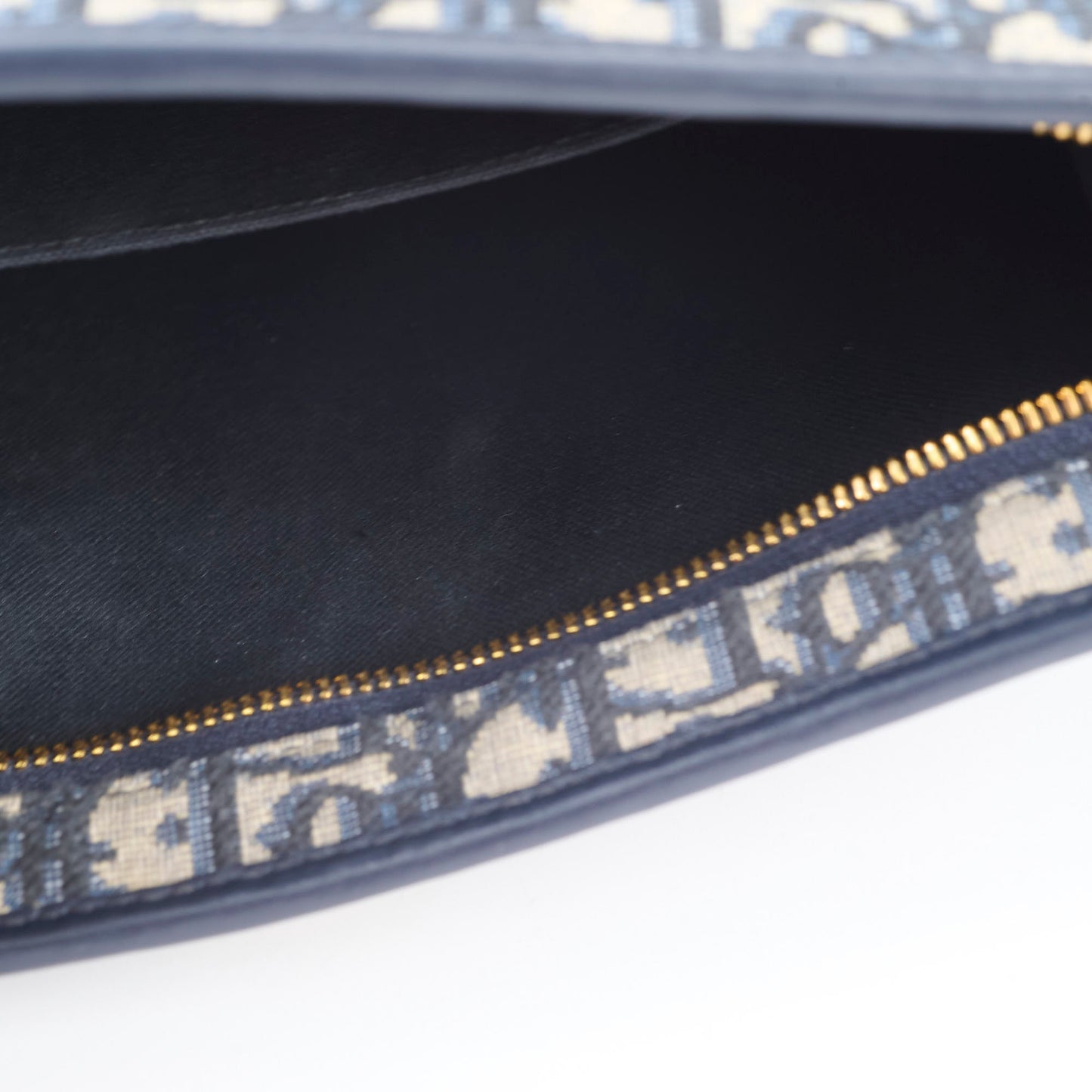 Christian Dior 30 Montaigne Pouch