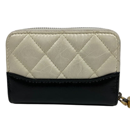 CHANEL Coin case leather white Gabriel doe