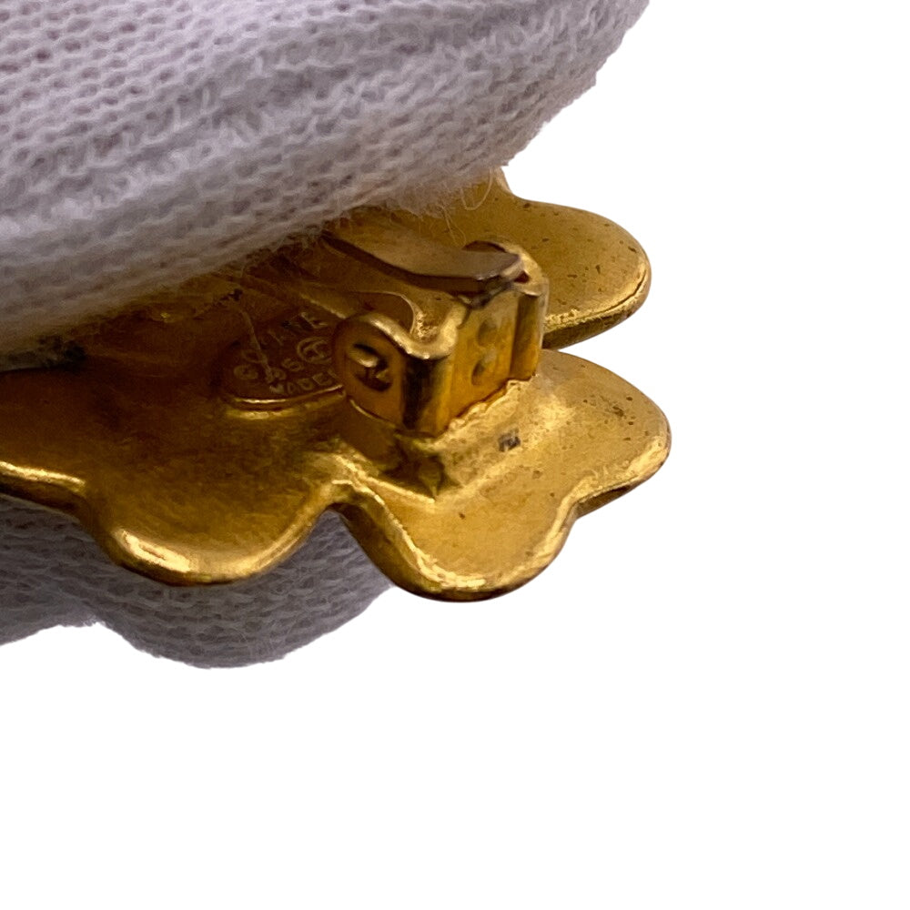 CHANEL Earring 95P Gold Plated gold COCO Mark Clover Women