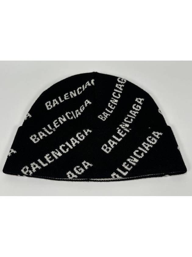 Luxury Balenciaga Trending 2025 Beanie OS