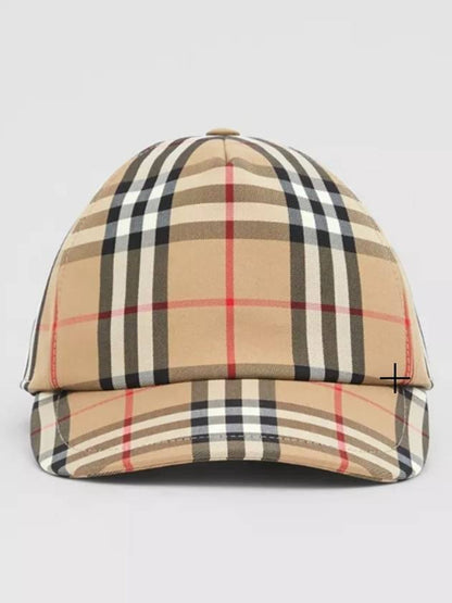 Luxury Burberry logo applique vintage check ball cap beige
