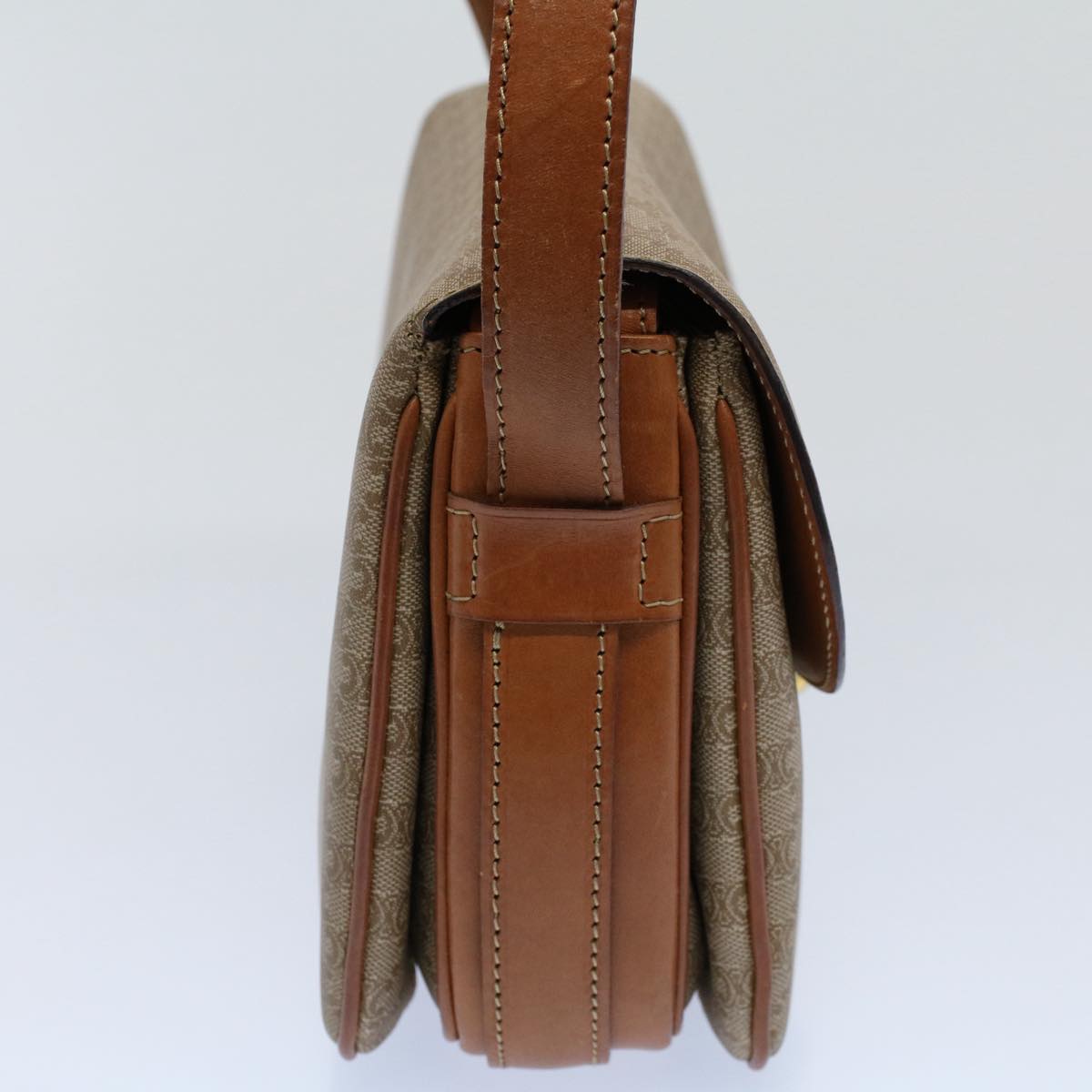 Luxury CELINE Macadam Canvas Shoulder Bag Beige  ar10274
