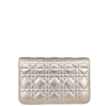 Miss Dior Promenade Pouch
