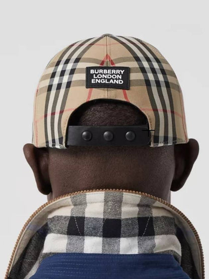 Luxury Burberry logo applique vintage check ball cap beige