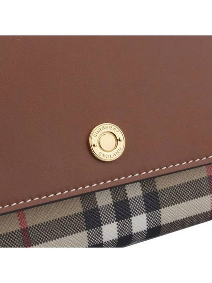 Luxury Burberry Vintage Check Leather Long Wallet Brown