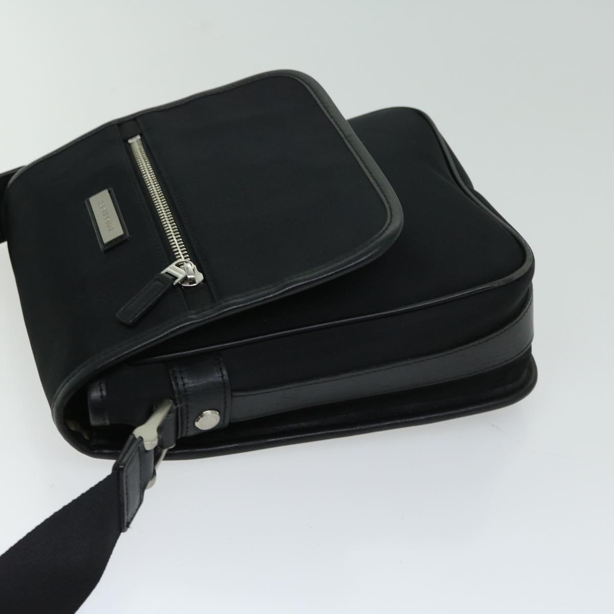 Luxury Burberry Shoulder Bag Nylon Black Auth bs12201