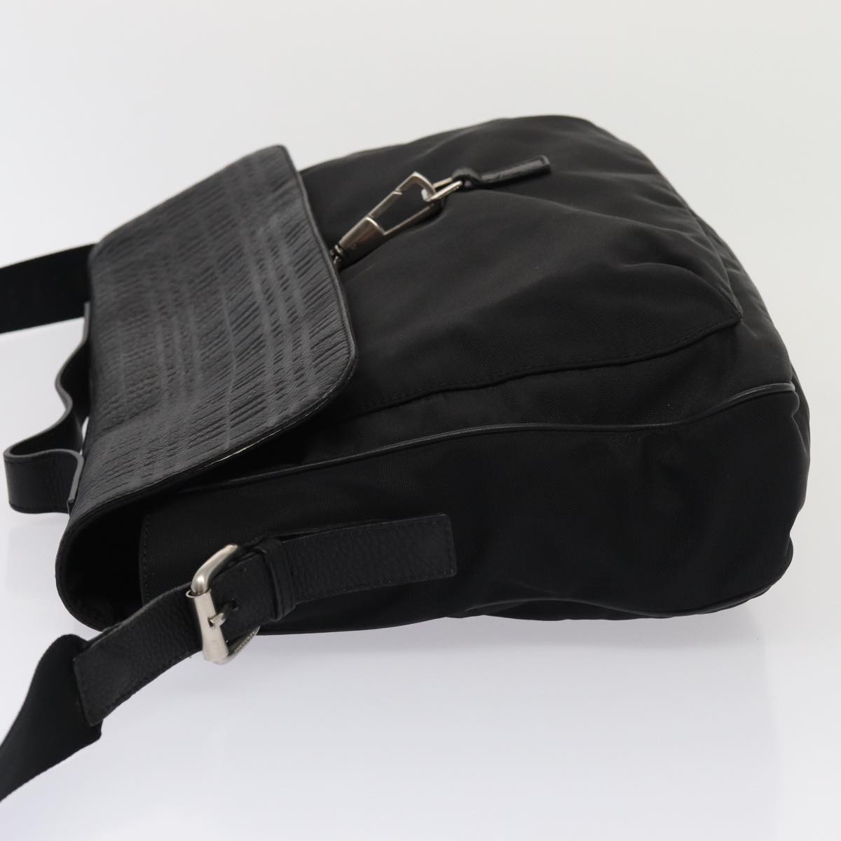 Luxury Burberry Nova Check Hand Bag Leather nylon 2way Black Auth bs16211