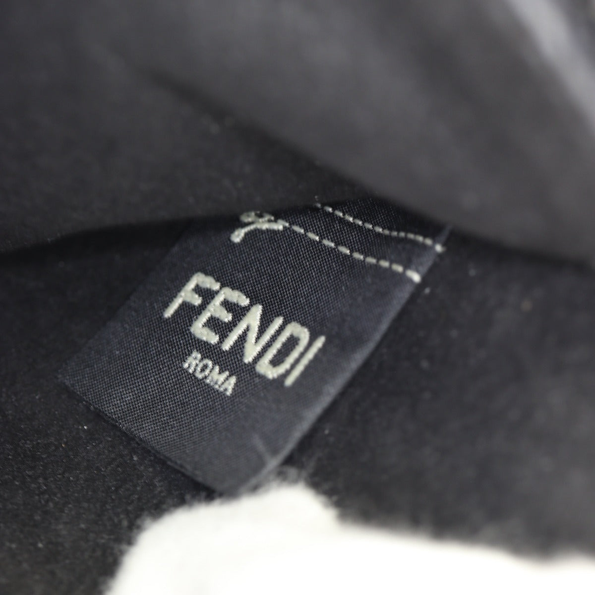 Fendi Selleria Peekaboo ISeeU Selleria Small