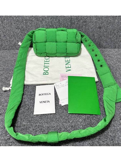 Luxury Bottega Veneta Cassette Belt Bag