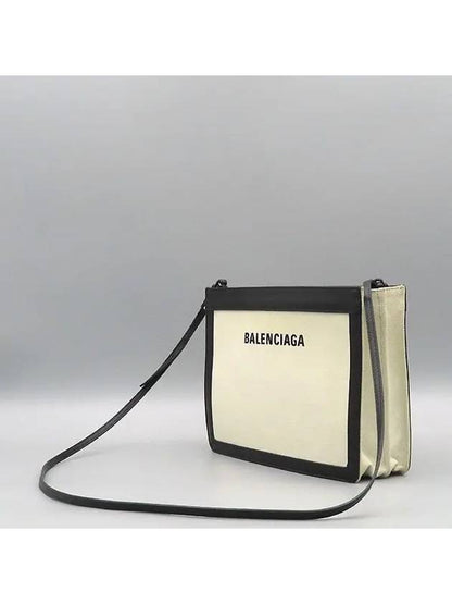 Luxury Balenciaga Trending 2025 339937 Crossbody Bag