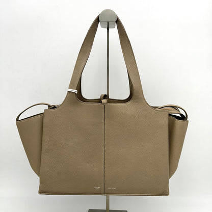 Luxury CELINE Baby Grained Calfskin Medium Tri-Fold Bag Taupe LA46701