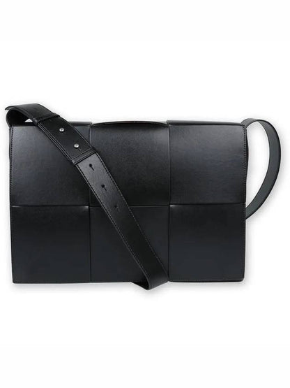 Luxury Bottega Veneta Large Intrecciato Cross Bag Black