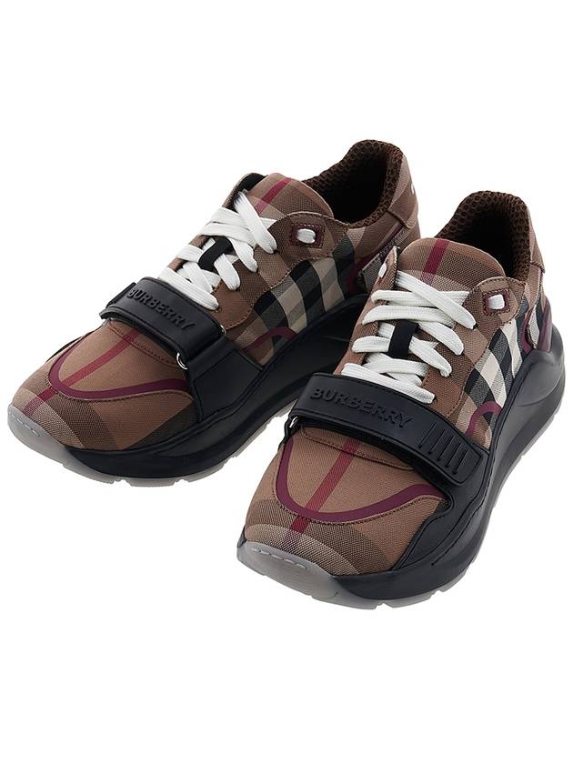 Luxury Burberry Ramsey Check Cotton Low Top Sneakers Brown