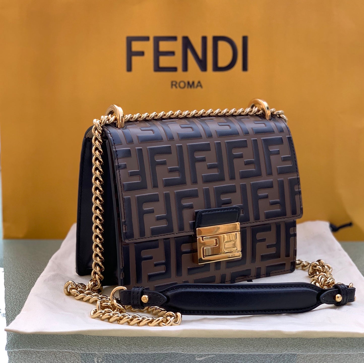 FENDI KAN I SMALL BROWN BAG
