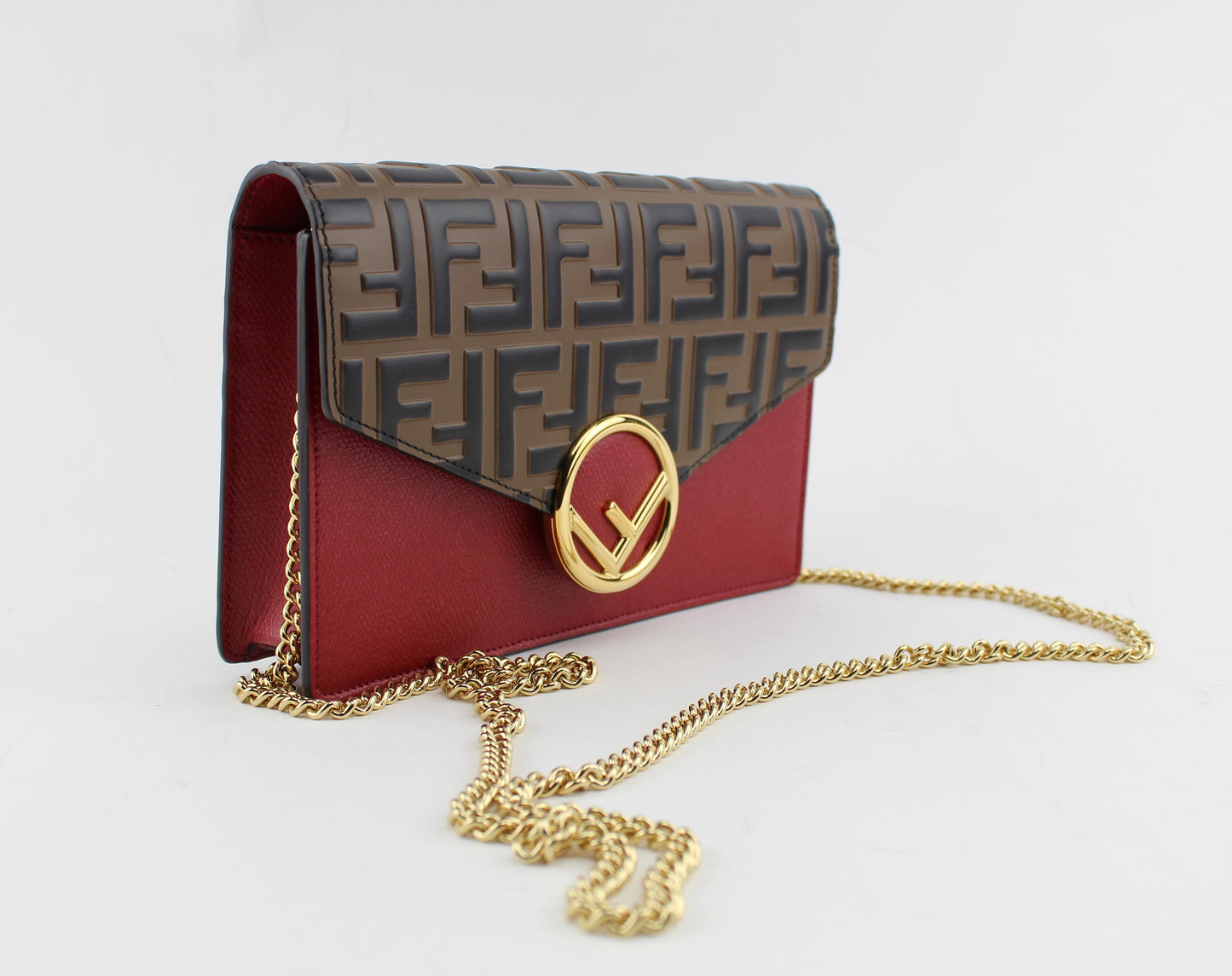 FENDI LOGO LEATHER CHAIN BAG