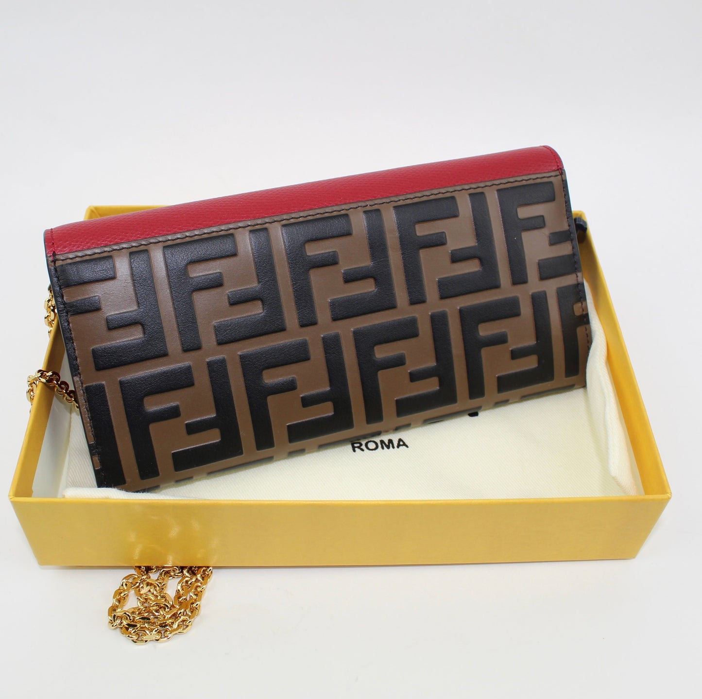 FENDI WALLET WITH CHAIN