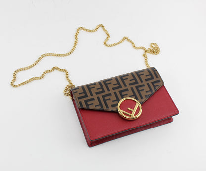 FENDI LOGO LEATHER CHAIN BAG