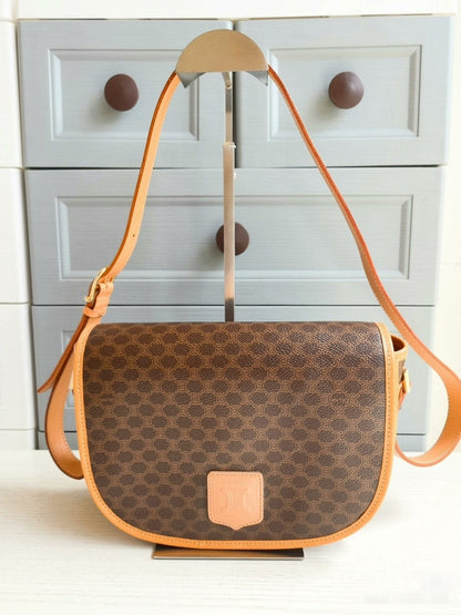 CELINE Vintage Folio Crossbody bag