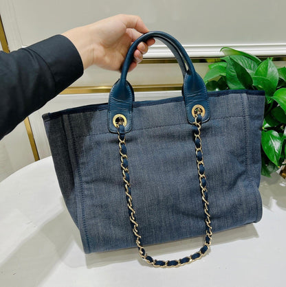 Chanel Deauville Tote Medium White