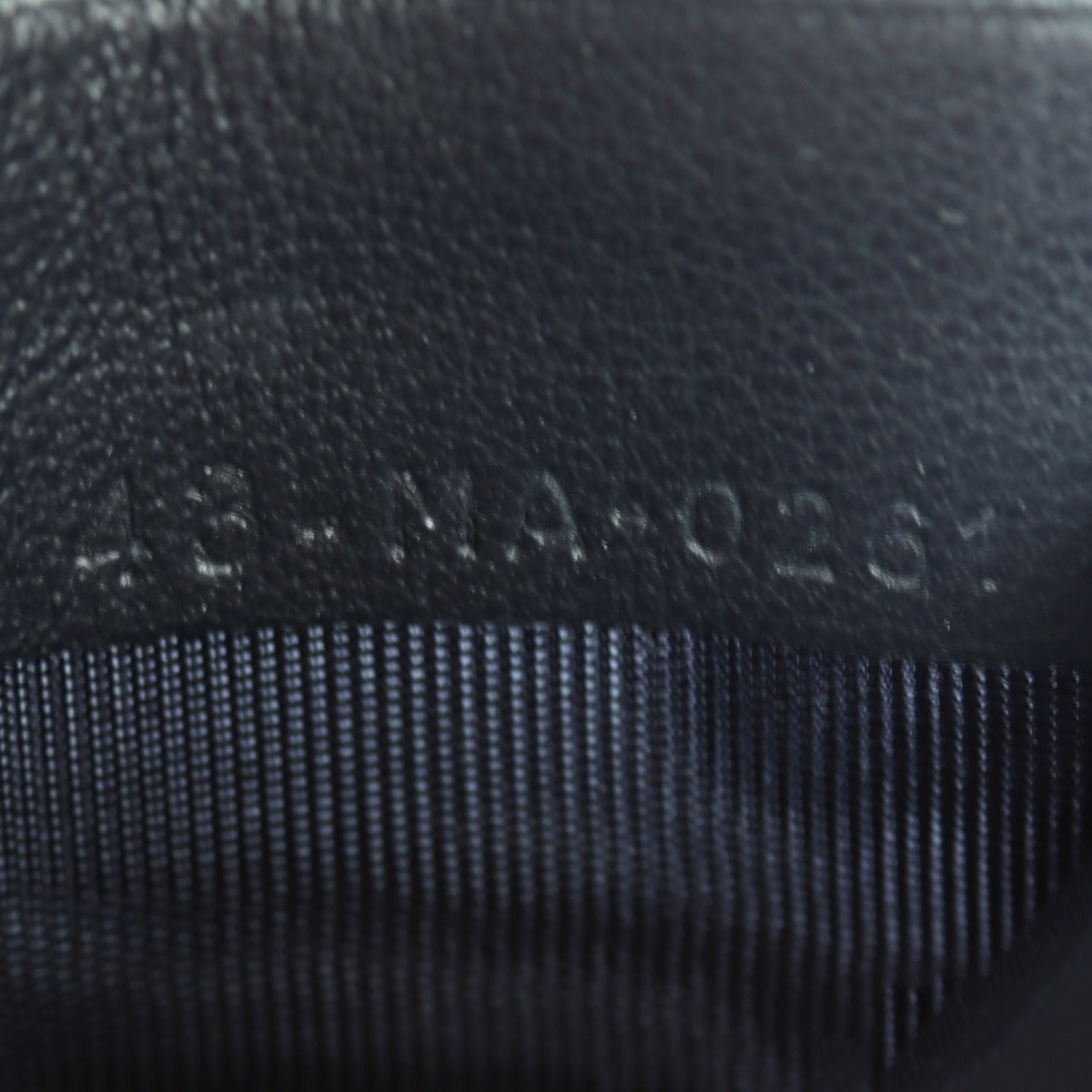 Dior 30 Montaigne Phone Holder Oblique