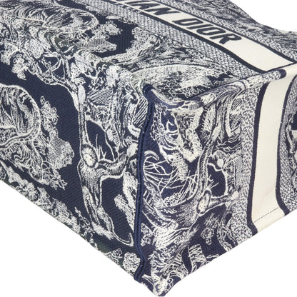 Dior Book Tote Medium Toile de Jouy Reverse