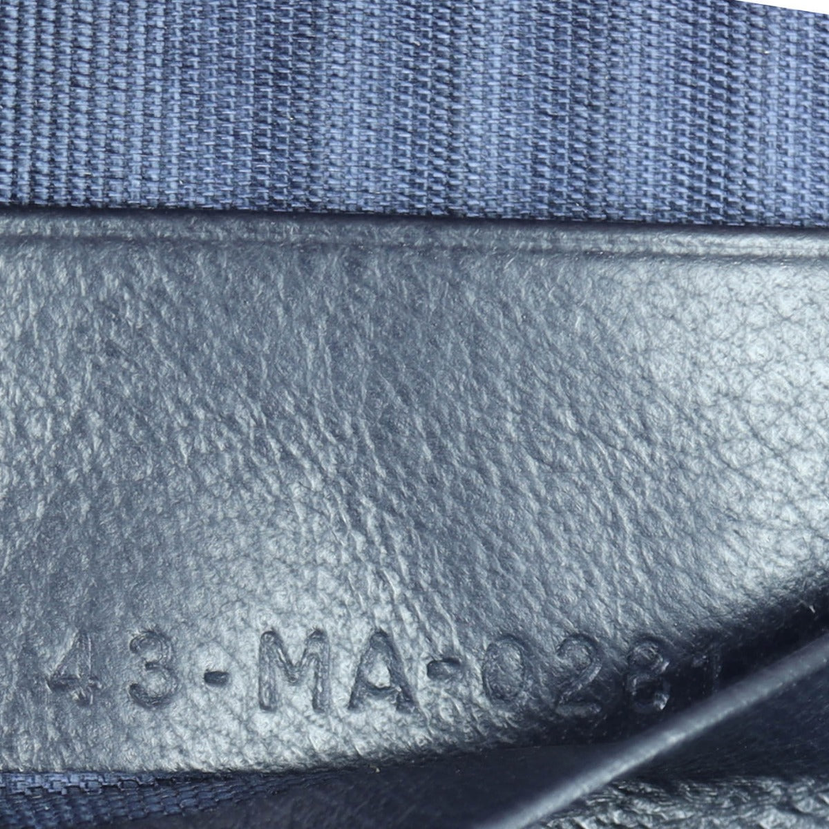 Dior 30 Montaigne Phone Holder Oblique