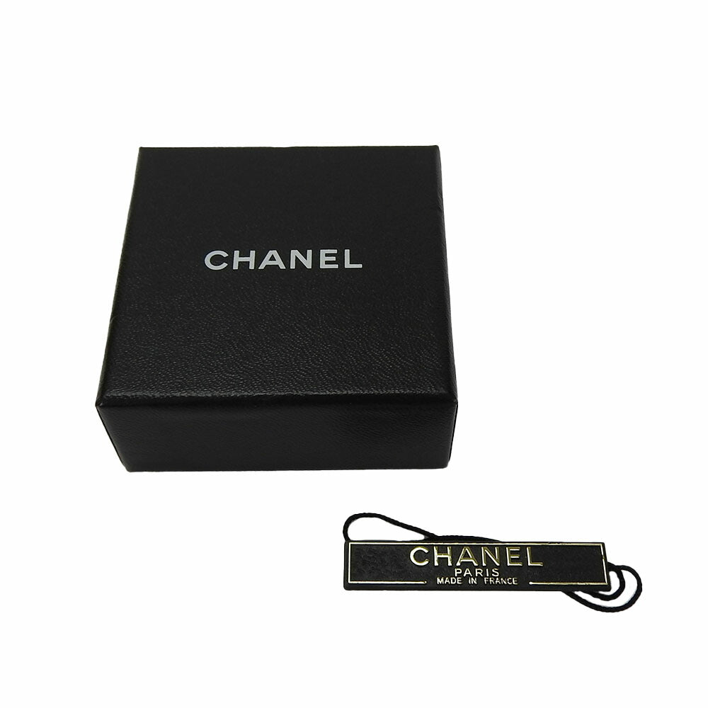 CHANEL Pierce Plastic, Metal black Women