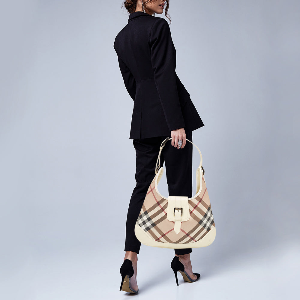 Luxury Burberry White/Beige Nova Check PVC and Patent Leather Brooke Hobo