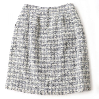 CHANEL skirt Main: 50% wool, Main: 25% nylon, Main: 15% rayon, Main: 10% cashmere, Lining: 100% silk Light gray x white x glitter (tweed) Women 34