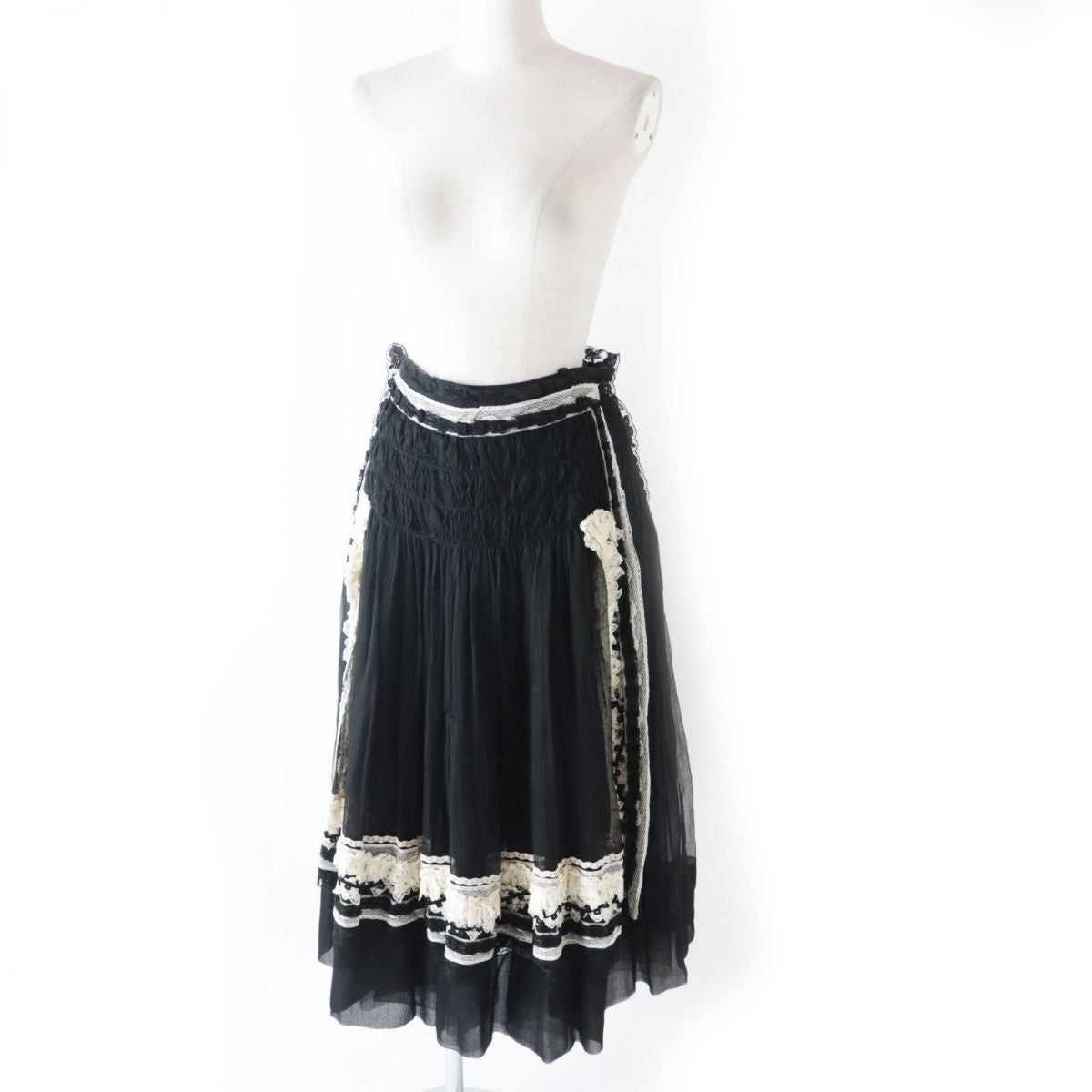 CHANEL skirt Outer: 100% silk, Lining: 100% silk, Part: 100% polyester Black x white Women 38