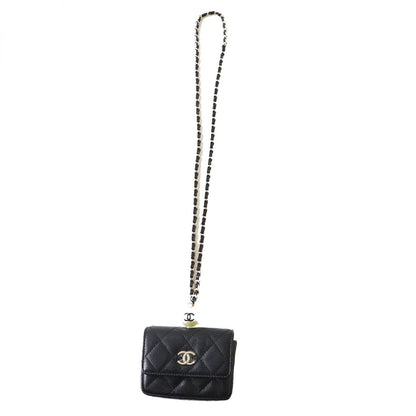 CHANEL Pochette Caviar skin black