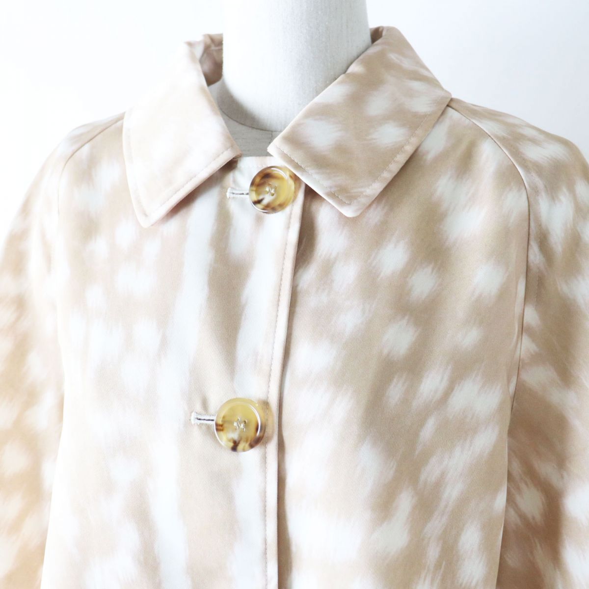 BURBERRY coat Outer: 100% nylon, lining: 100% cupra beige Animal Pattern Women 40
