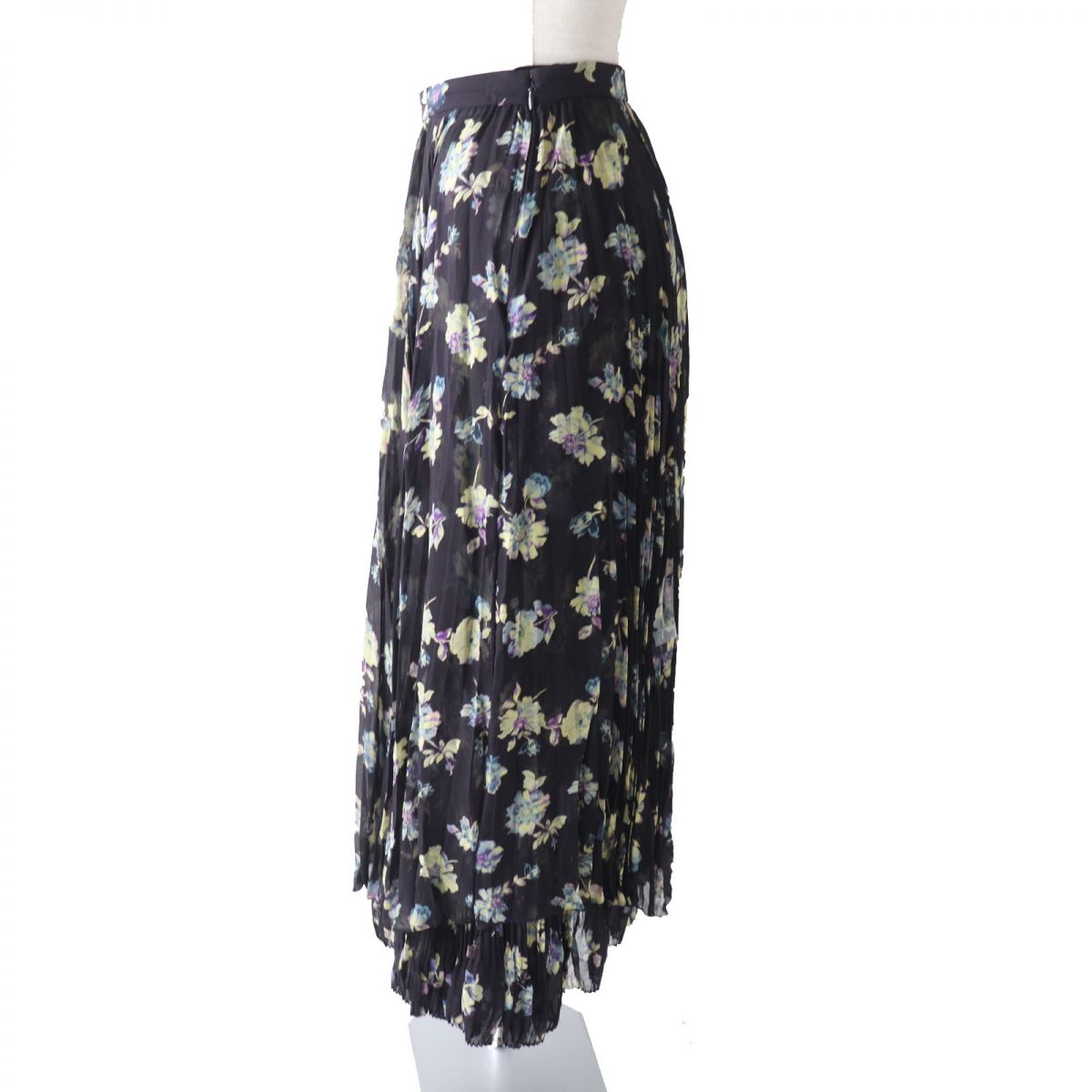 CELINE skirt Outer material: silk 100% Black x Multi<br>Floral print Women 40