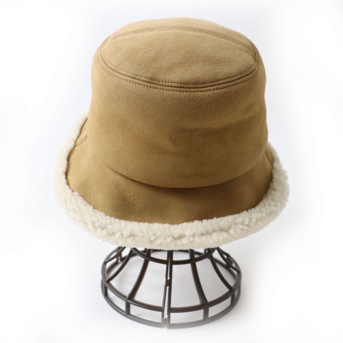 Christian Dior hat Outer: 100% mouton, Lining: 100% cotton Camel Women 57
