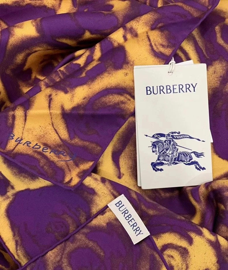 Luxury Burberry Royal Water Rose Silk Scarf Purple Scarves and Shawls