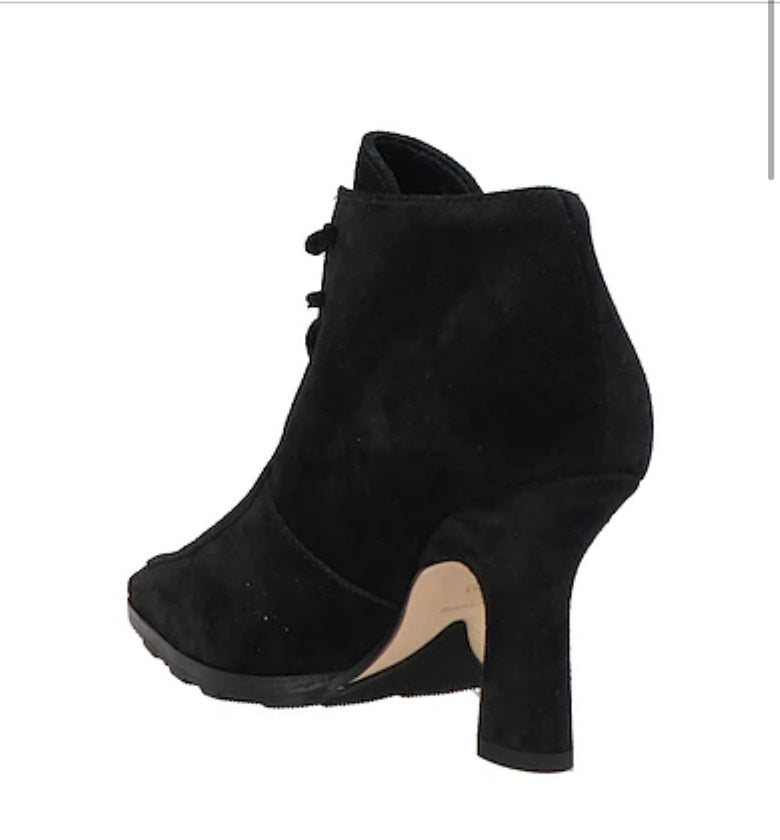 Luxury Burberry LF Sovereign Bootie Leather Black