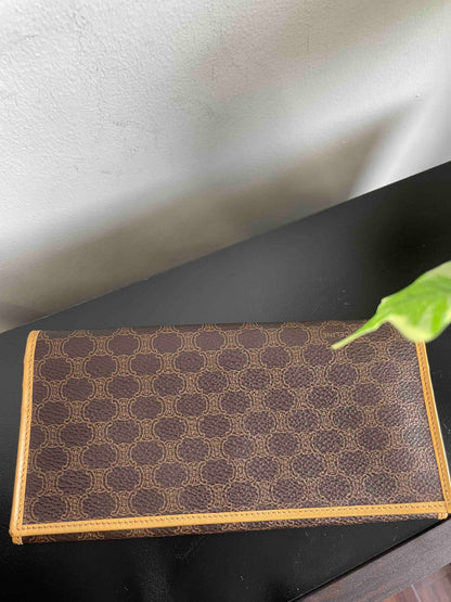 Luxury CELINE Vintage Macadam Triomphe Brown Canvas Long Wallet